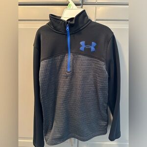 UnderArmour pullover kids size YMD